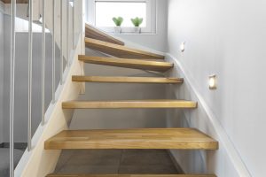 Diverse Arten von Innentreppen